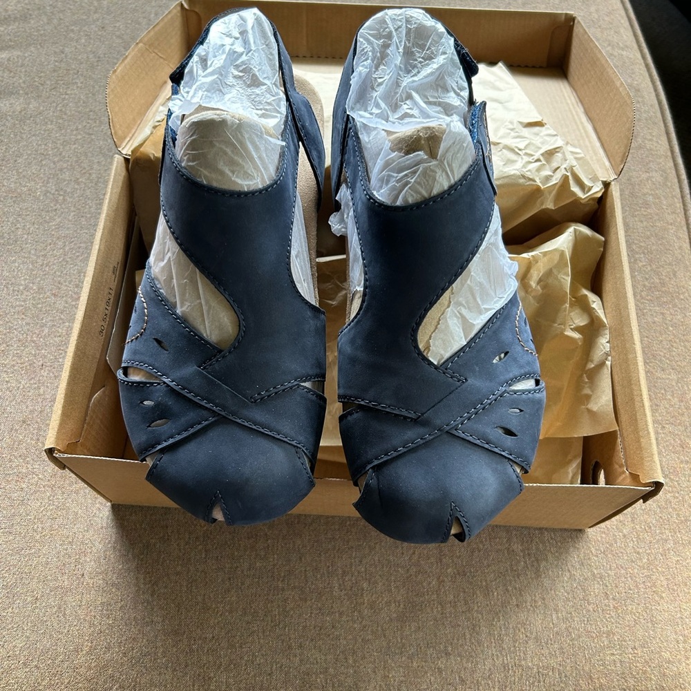 Women's Navy Earth Birdie Shoes